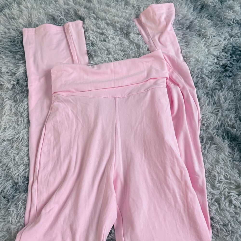 tight fit Pink Leggings
